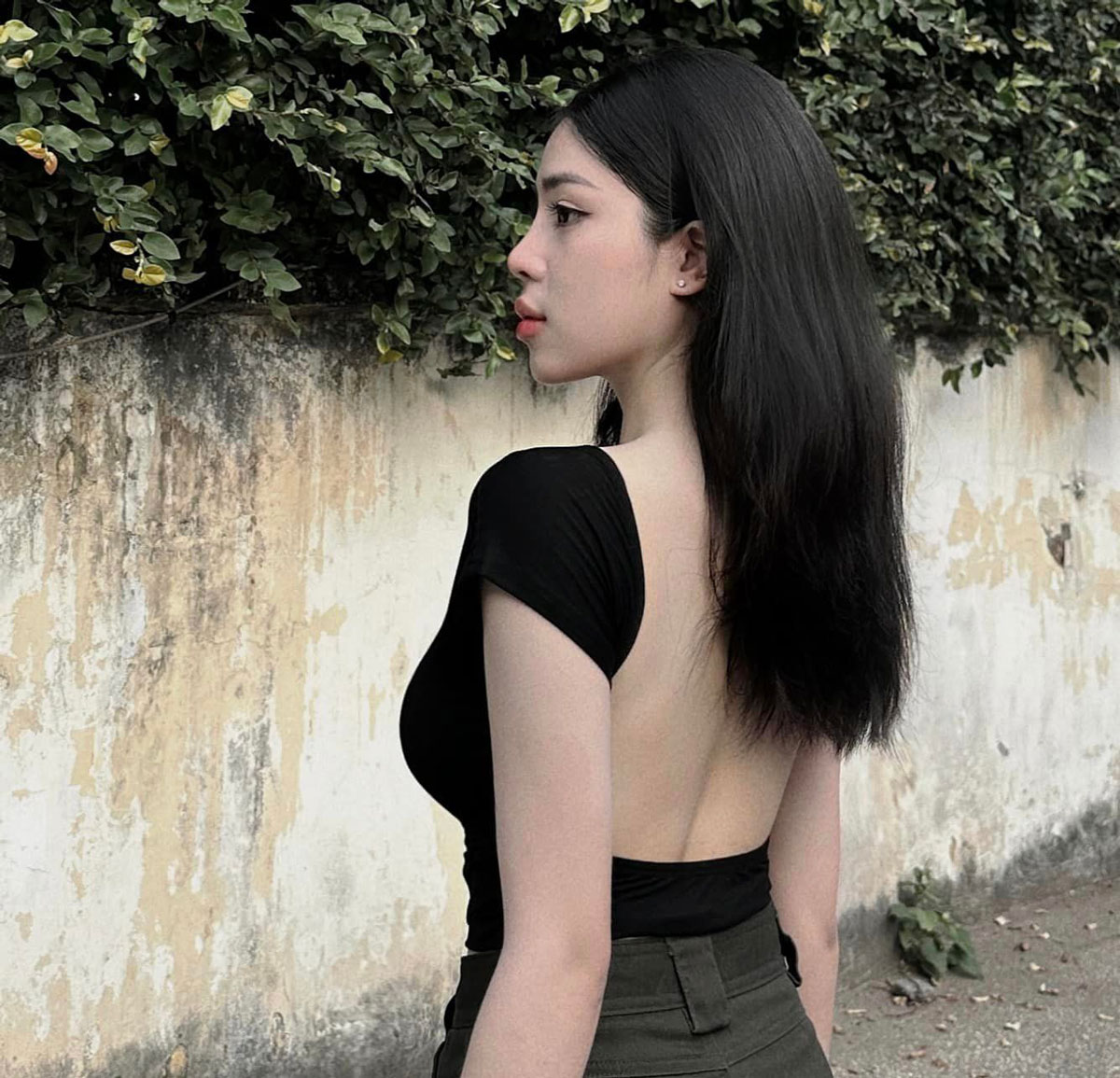 Ngắm nhan sắc bạn gái hot girl của Nguyễn Quốc Việt - Ảnh 6.