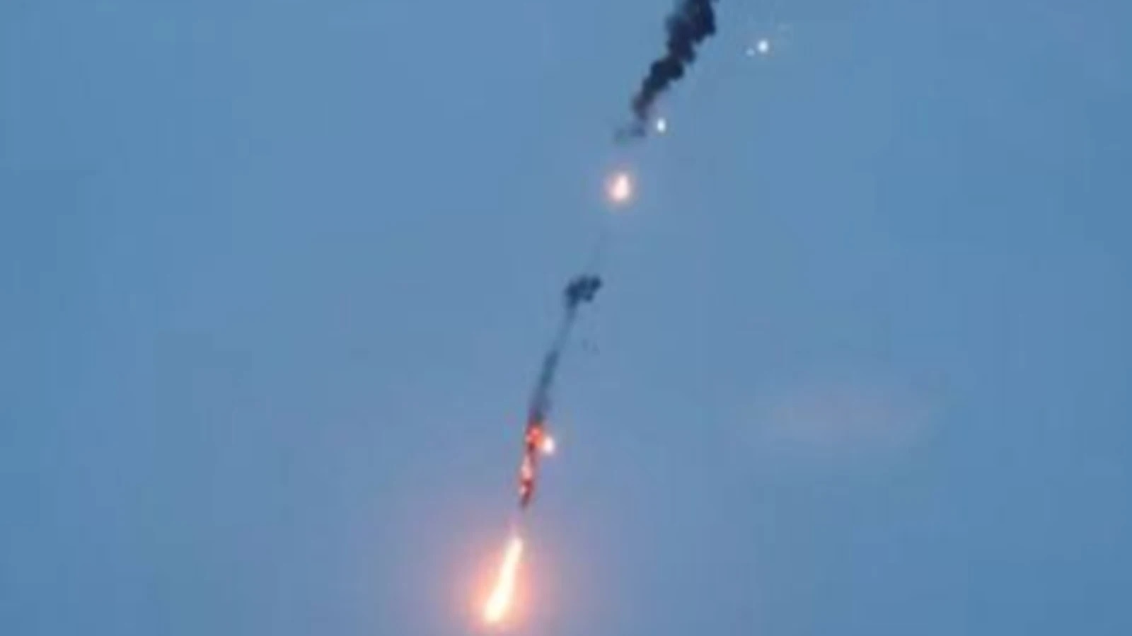 Lý do khiến Ukraine gấp rút khai hỏa bắn hạ UAV 'sát thủ trên không' của chính mình ở Kiev - Ảnh 2.