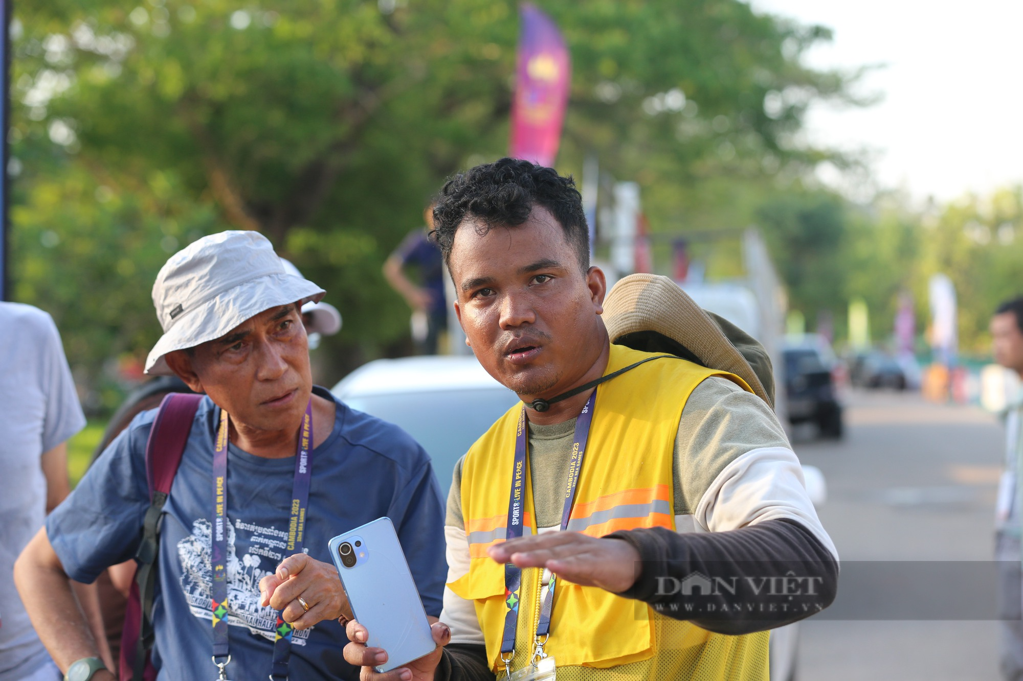 SEA Games 32: Ngỡ ngàng với đường chạy marathon tại Angkor Wat - Ảnh 4.