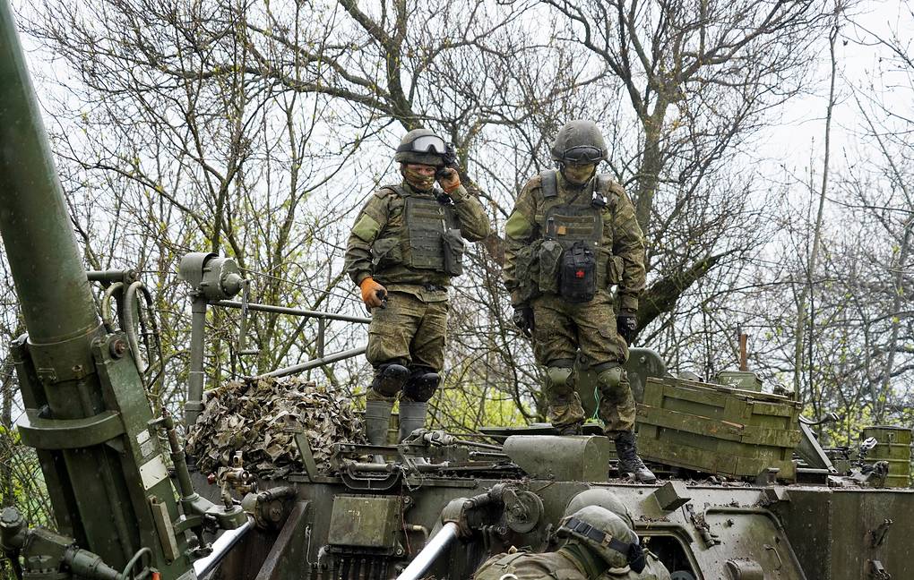 Đặc nhiệm Ukraine ồ ạt tập kích quân Nga gần Kherson; Moscow tấn công sở chỉ huy Ukraine ở Lugansk, Kharkov   - Ảnh 2.