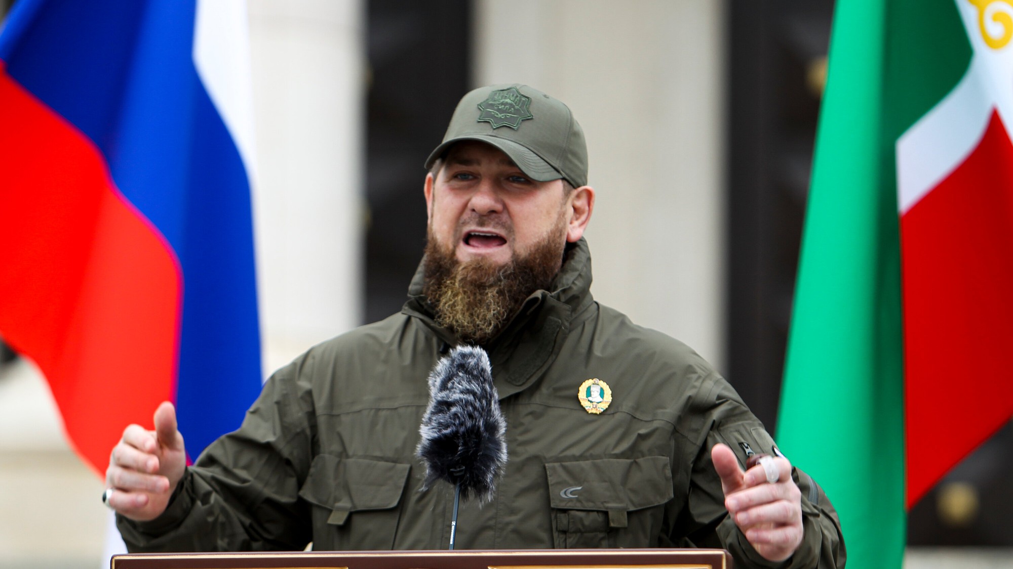 Lãnh đạo Chechnya Kadyrov tiết lộ kế hoạch thay thế chiến binh Wagner ở Bakhmut - Ảnh 1.