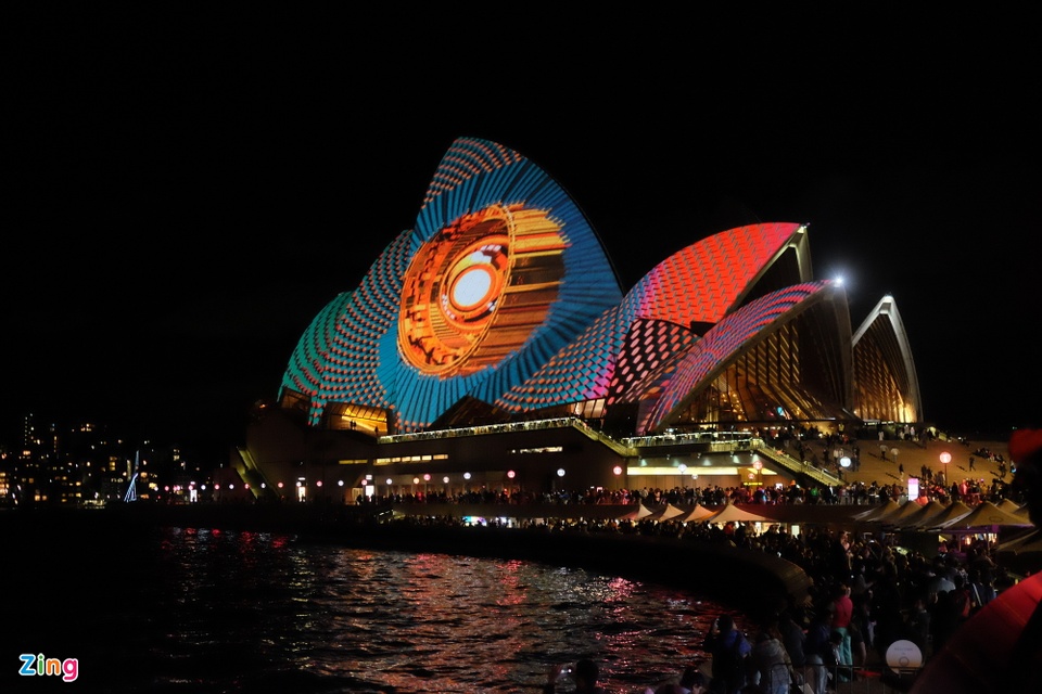 Lễ hội ánh sáng hoành tráng nhất Australia - Ảnh 3.