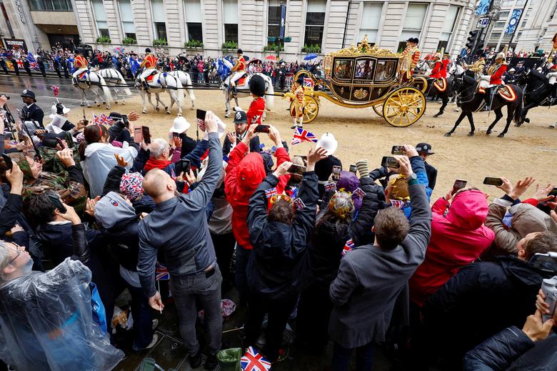 Toàn cảnh Lễ đăng quang của Vua Charles III - Vương quốc Anh - Ảnh 5.