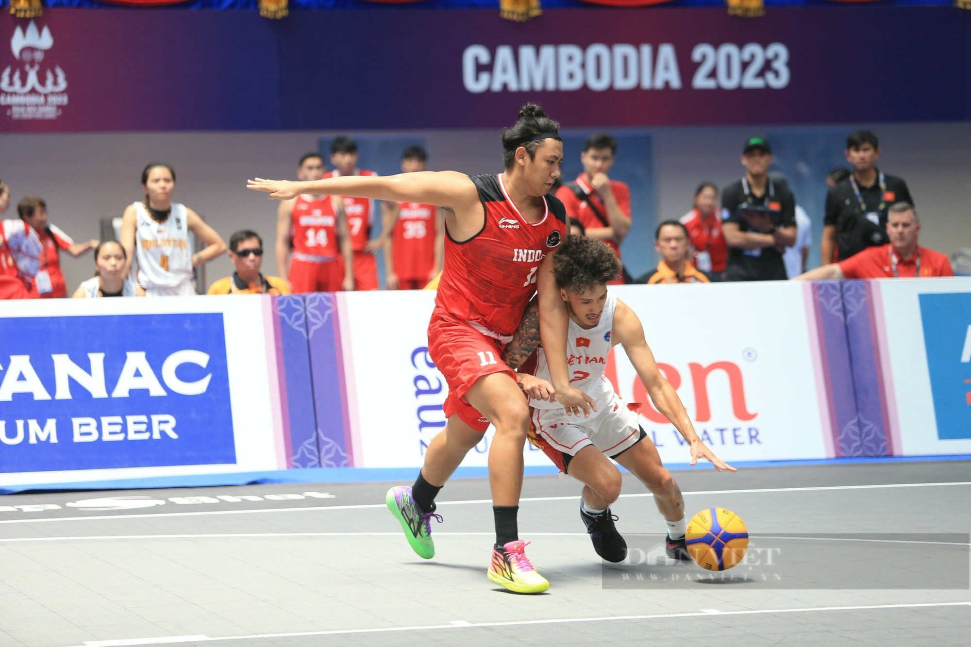 ĐT bóng rổ nam Việt Nam thắng kịch tính ĐT Indonesia - Ảnh 5.
