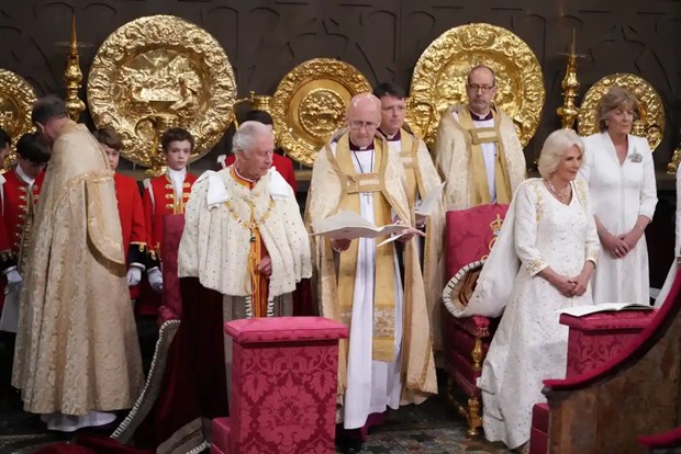 Anh: Vua Charles III chính thức đăng quang tại Tu viện Westminster - Ảnh 1.