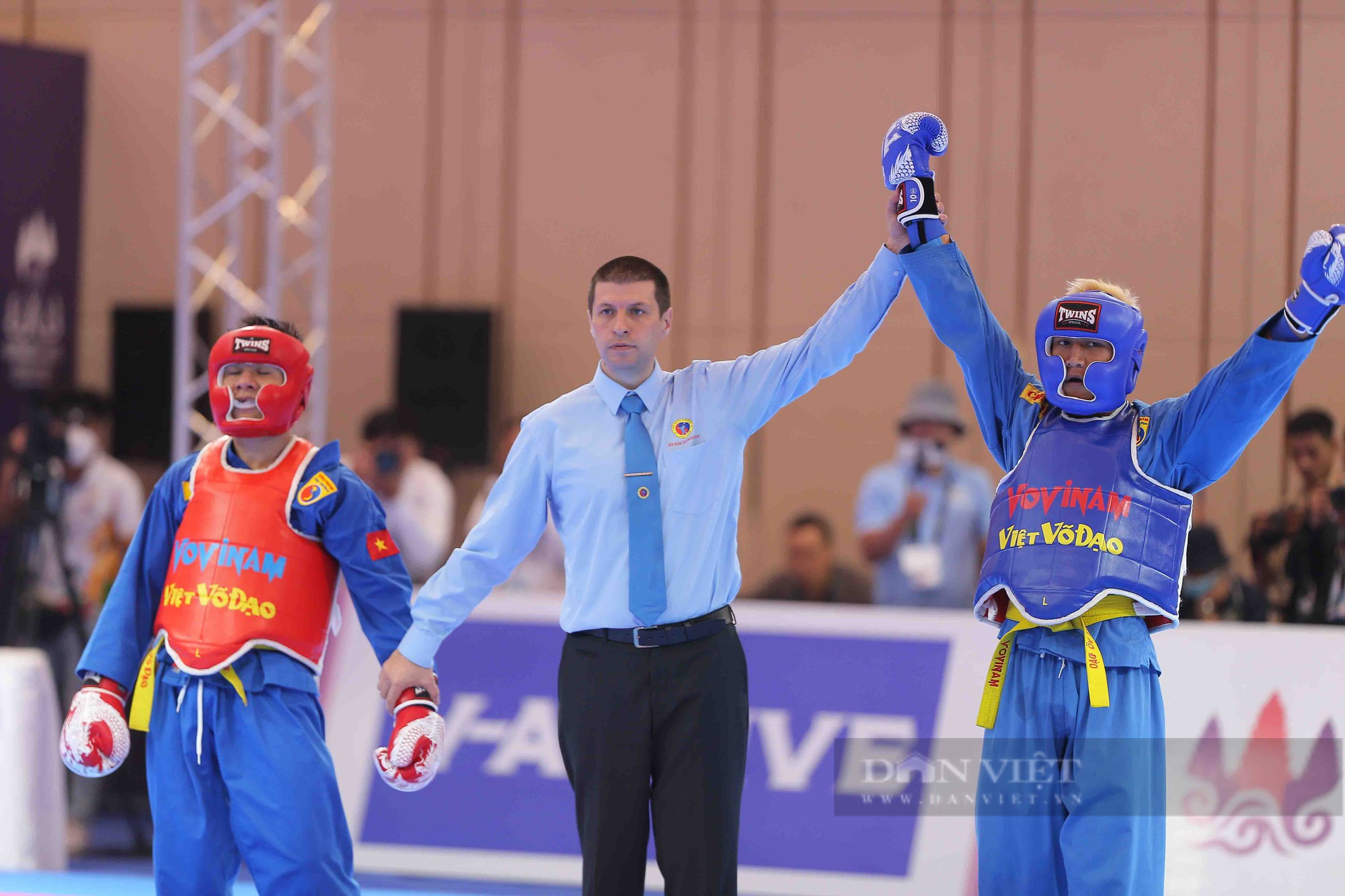 Con trai &quot;vua kun khmer&quot; giành HCV Vovinam SEA Games 32 - Ảnh 2.