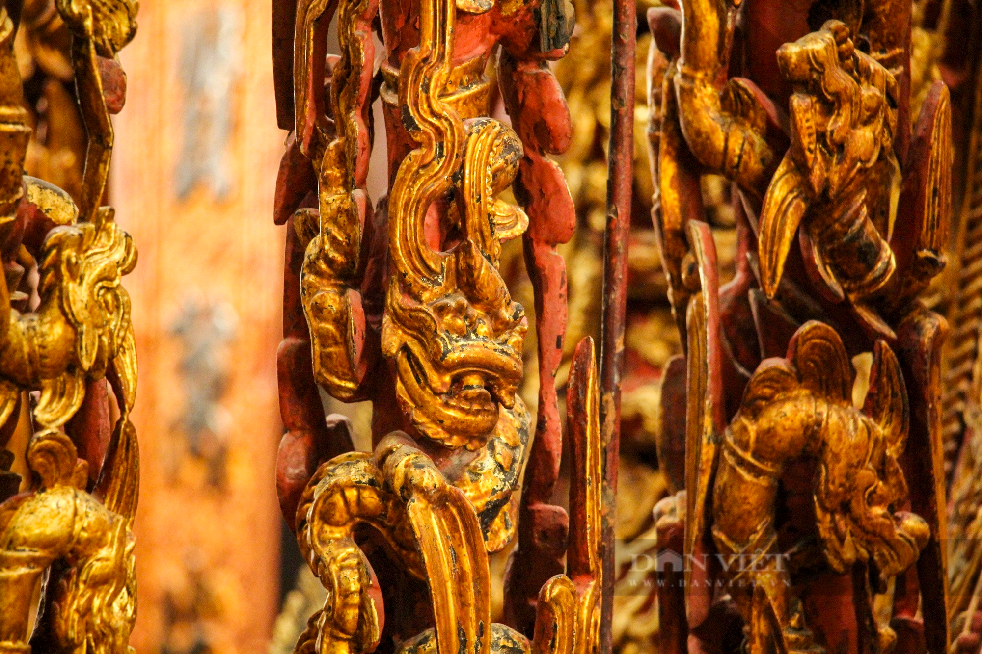 Ngai thờ sơn son thếp vàng 300 tuổi ở Thái Bình được công nhận là bảo vật quốc gia - Ảnh 7.