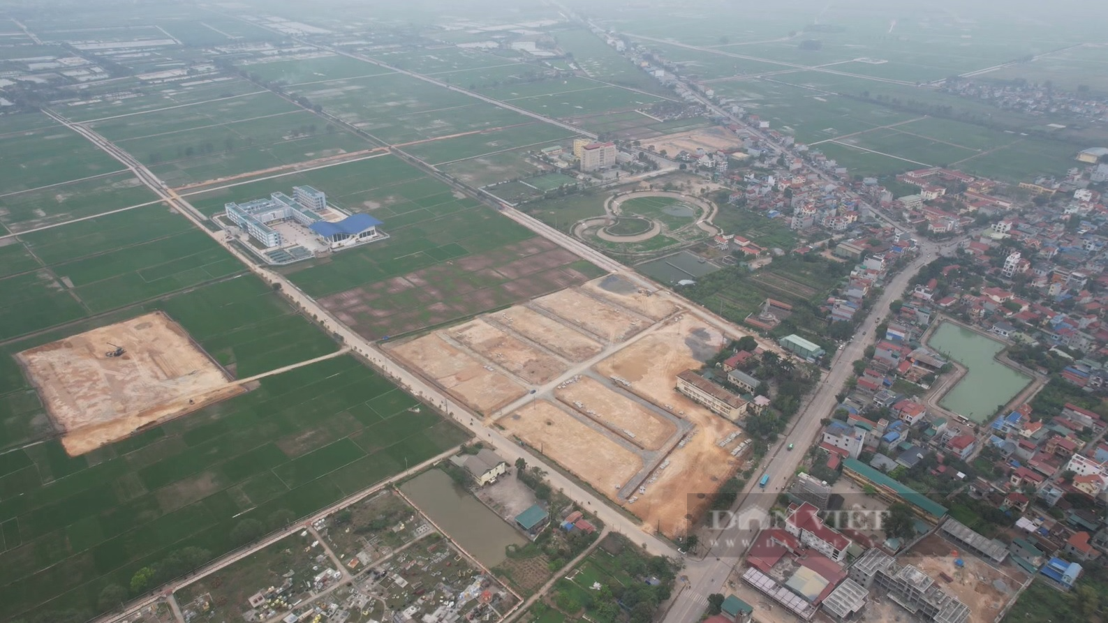 Một huyện vùng ven Hà Nội liên tục đấu giá đất, giá khởi điểm gần 17 triệu đồng/m2 - Ảnh 1.
