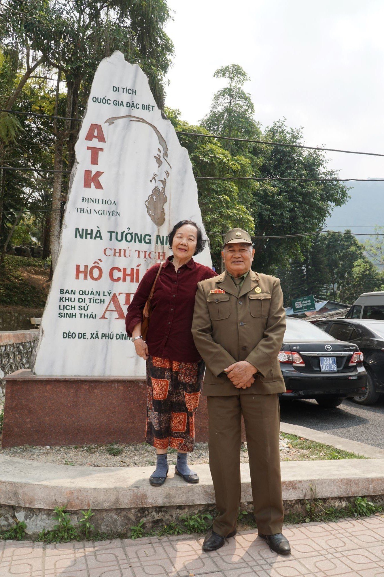 NSƯT Trần Vịnh kể về vai yêu thích nhất: &quot;Muốn bị trúng bom chết, bị kỷ luật vì có con với ma sơ&quot; - Ảnh 2.