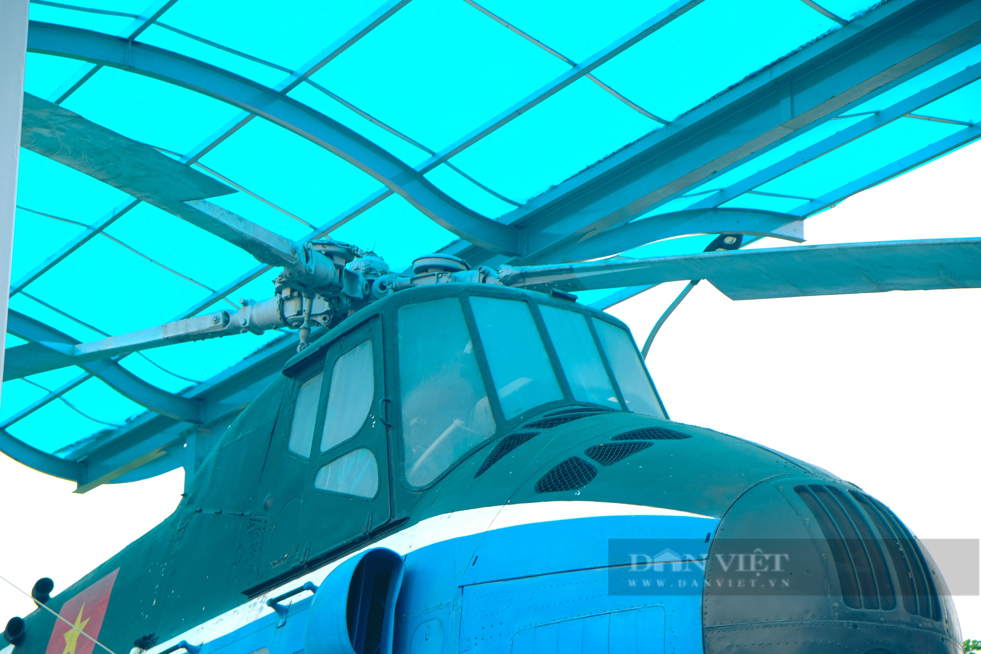 Trực thăng vận tải Mi-4 từng tháp tùng Bác Hồ đi công tác nhìn ra sao? - Ảnh 6.
