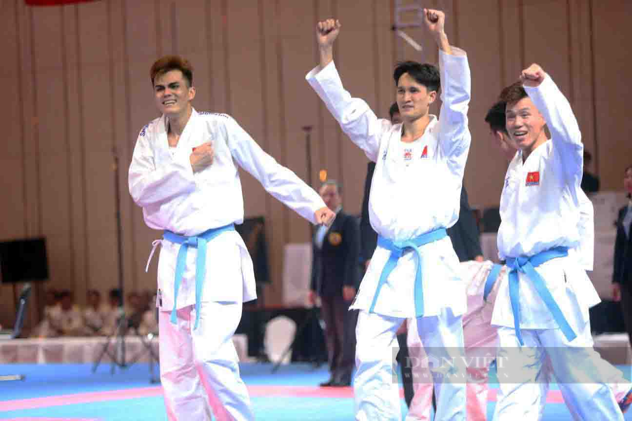 Chiến thắng kịch tính, karate hoàn thành cú đúp HCV kumite đồng đội tại SEA Games 32 - Ảnh 5.