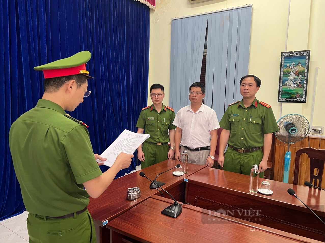 Sơn La: Khởi tố 3 đối tượng "Lợi dụng chức vụ, quyền hạn trong khi thi hành công vụ" - Ảnh 1. Sơn La: Khởi tố 3 đối tượng "Lợi dụng chức vụ, quyền hạn trong khi thi hành công vụ" - Ảnh 1.