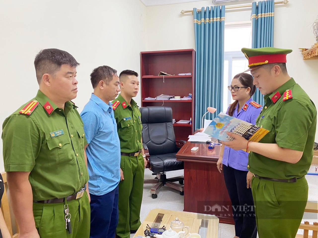 Sơn La: Khởi tố 3 đối tượng "Lợi dụng chức vụ, quyền hạn trong khi thi hành công vụ" - Ảnh 3. Sơn La: Khởi tố 3 đối tượng "Lợi dụng chức vụ, quyền hạn trong khi thi hành công vụ" - Ảnh 3.