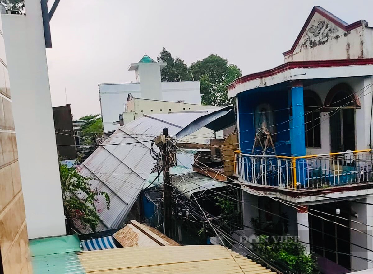 Đồng Nai: Mưa lớn kèm gió mạnh khiến nhiều nơi bị ngập, một số nhà tốc mái và Biên Hòa có mưa đá - Ảnh 1.