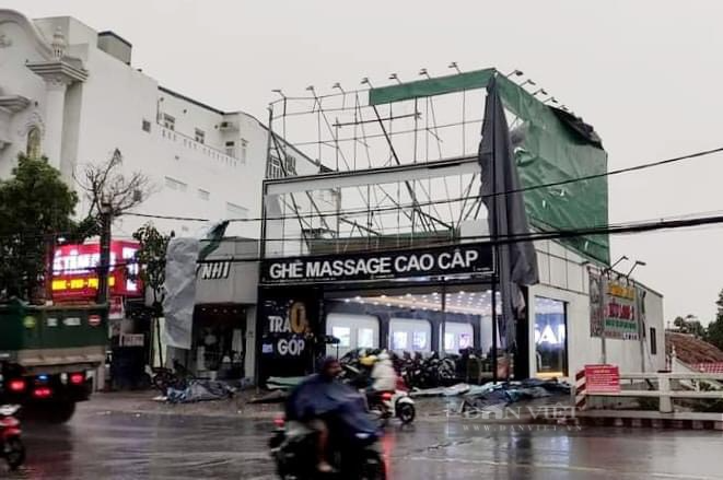Đồng Nai: Mưa lớn kèm gió mạnh khiến nhiều nơi bị ngập, một số nhà tốc mái và Biên Hòa có mưa đá - Ảnh 5.