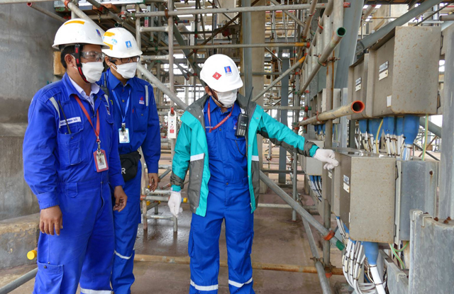 BSR 15 năm vận hành an toàn nhà máy lọc dầu tỷ đô đầu tiên của Việt Nam - Ảnh 1.