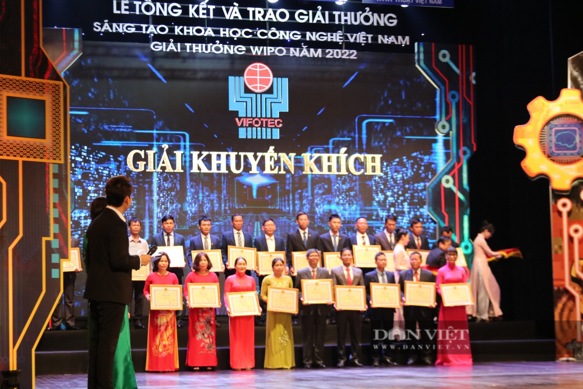 Tôn vinh 43 công trình xuất sắc nhận giải thưởng Sáng tạo khoa học công nghệ Việt Nam 2022 - Ảnh 2.