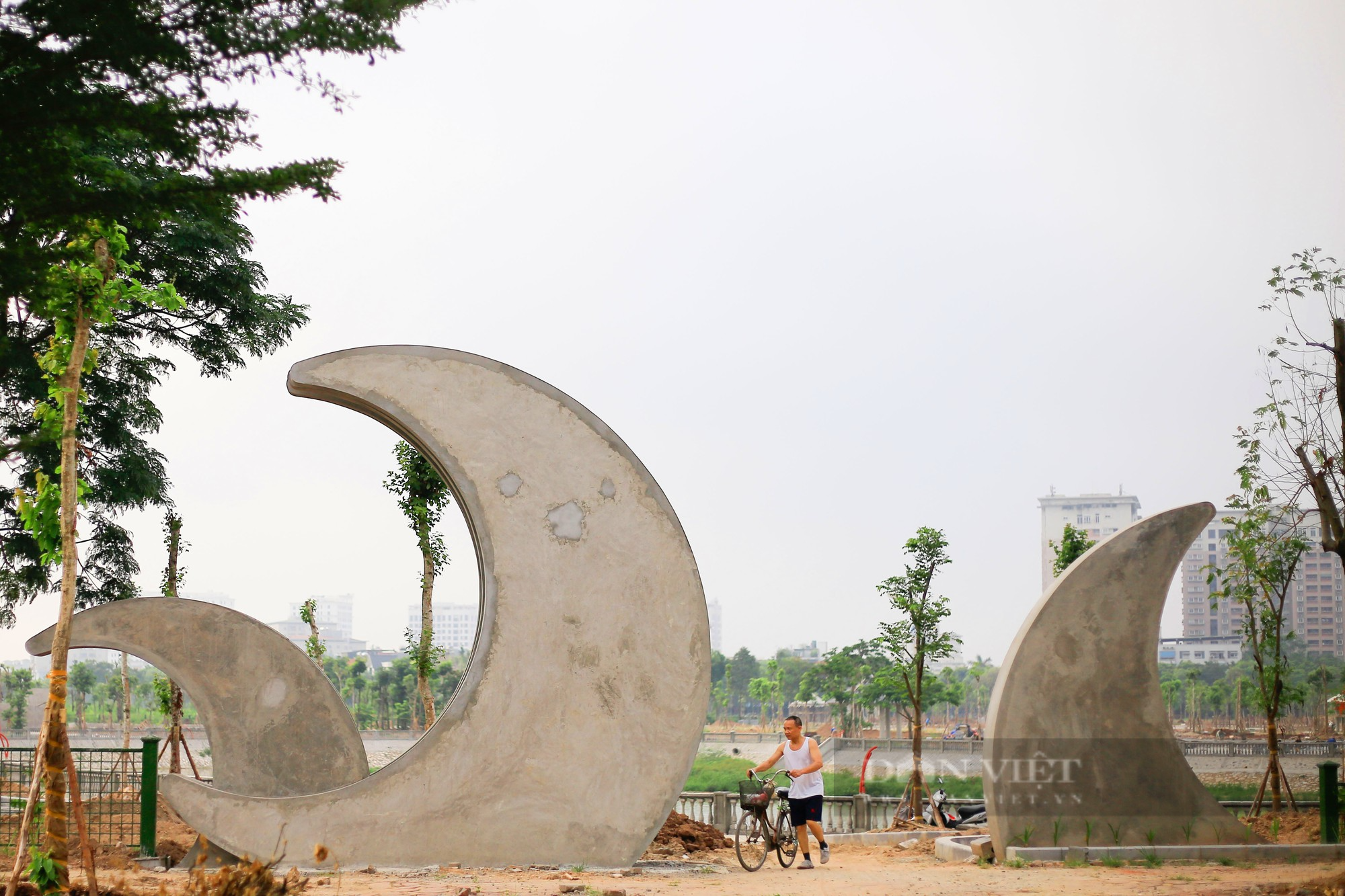 Công viên trăm tỷ dần &quot;hồi sinh&quot; sau nhiều năm bỏ hoang ở Hà Nội - Ảnh 4.