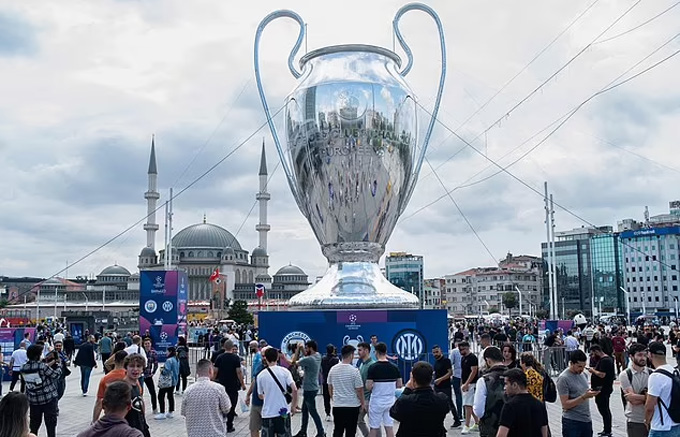 Istanbul sôi động trước giờ diễn ra chung kết Champions League - Ảnh 5.