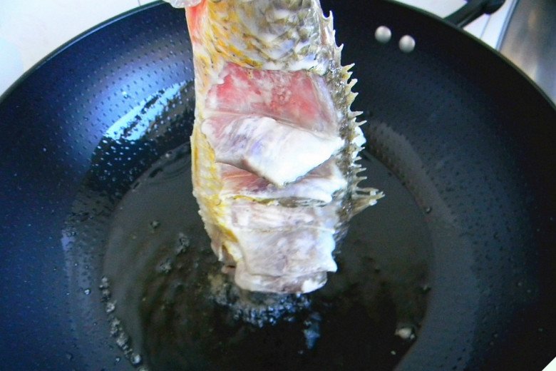 Loại cá được ví như sâm nước, mua về nấu kiểu này lạ nhưng rất ngon, ăn đã cái miệng - Ảnh 10.