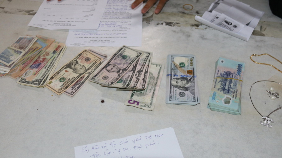Nữ du khách đánh rơi gần 200 triệu đồng ở Nha Trang đã nhận lại tiền - Ảnh 2.