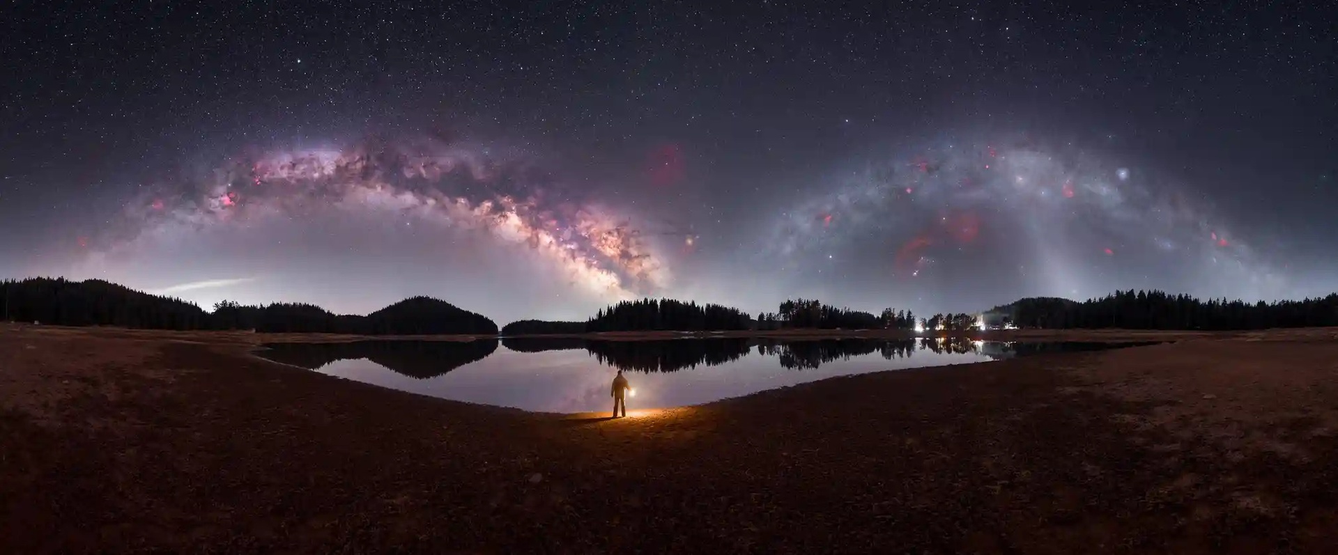 Những bức ảnh dải ngân hà đẹp nhất năm - Ảnh 10.