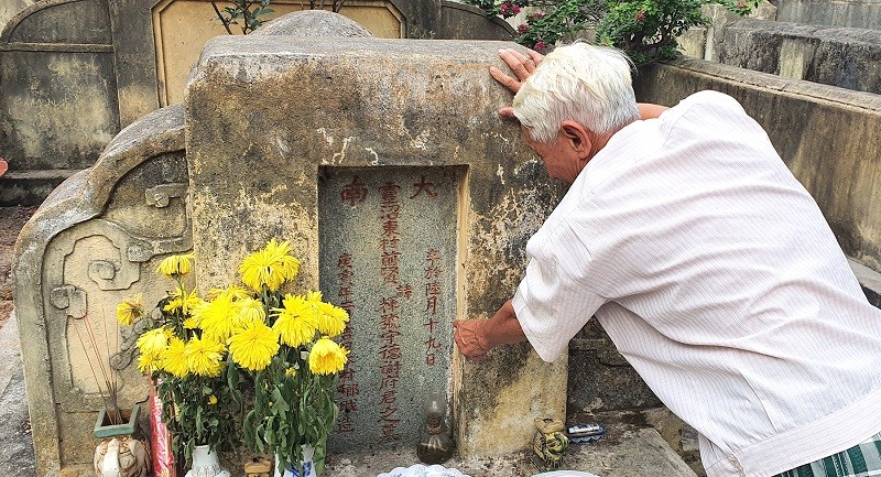 Mộ cổ hình con trâu tại nơi từng là chợ Thủ Đức của TP Hồ Chí Minh là mộ của ai?  - Ảnh 2.