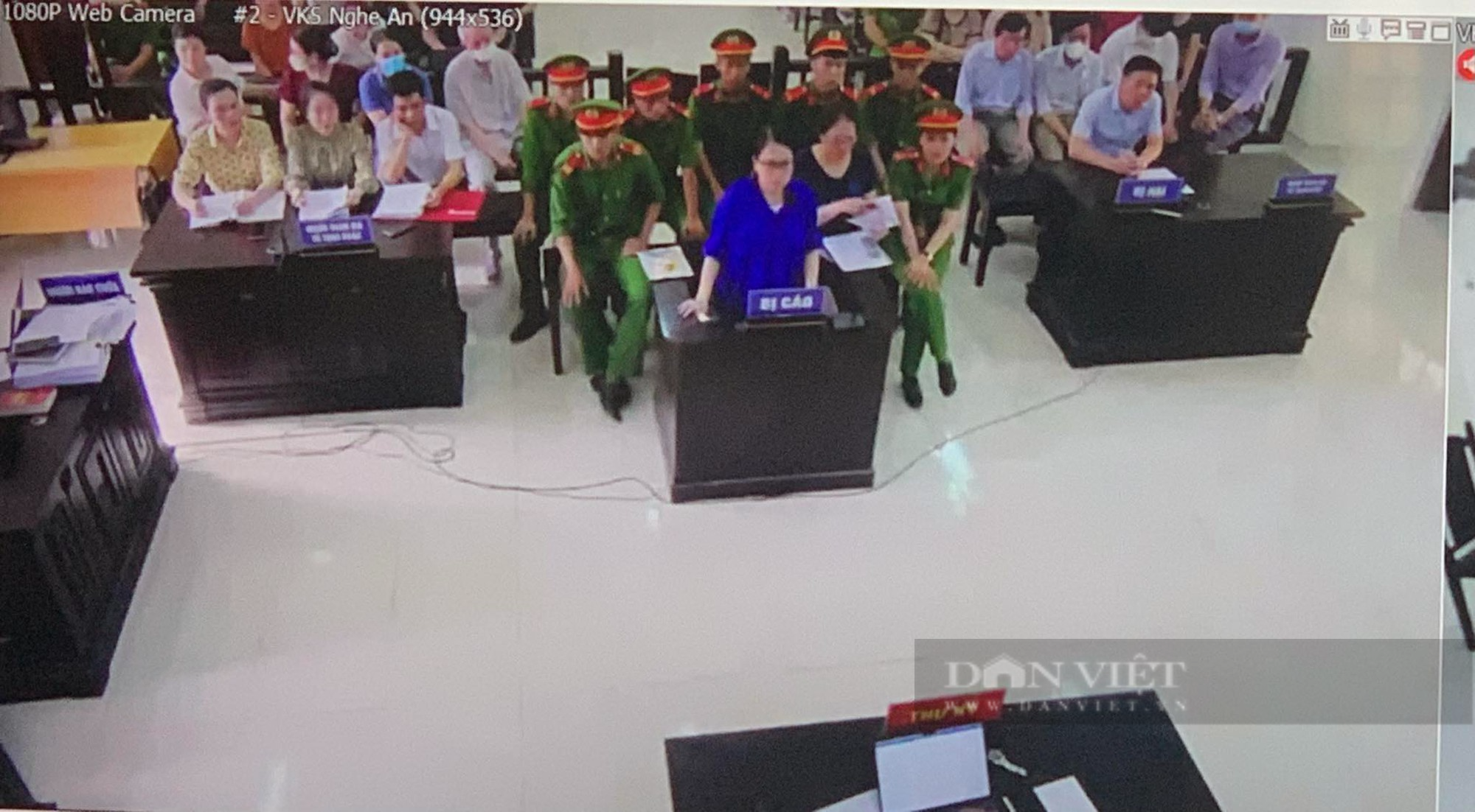 Xét xử phúc thẩm vụ án cô giáo Lê Thị Dung: Những hình ảnh đầu tiên tại phiên tòa - Ảnh 1.