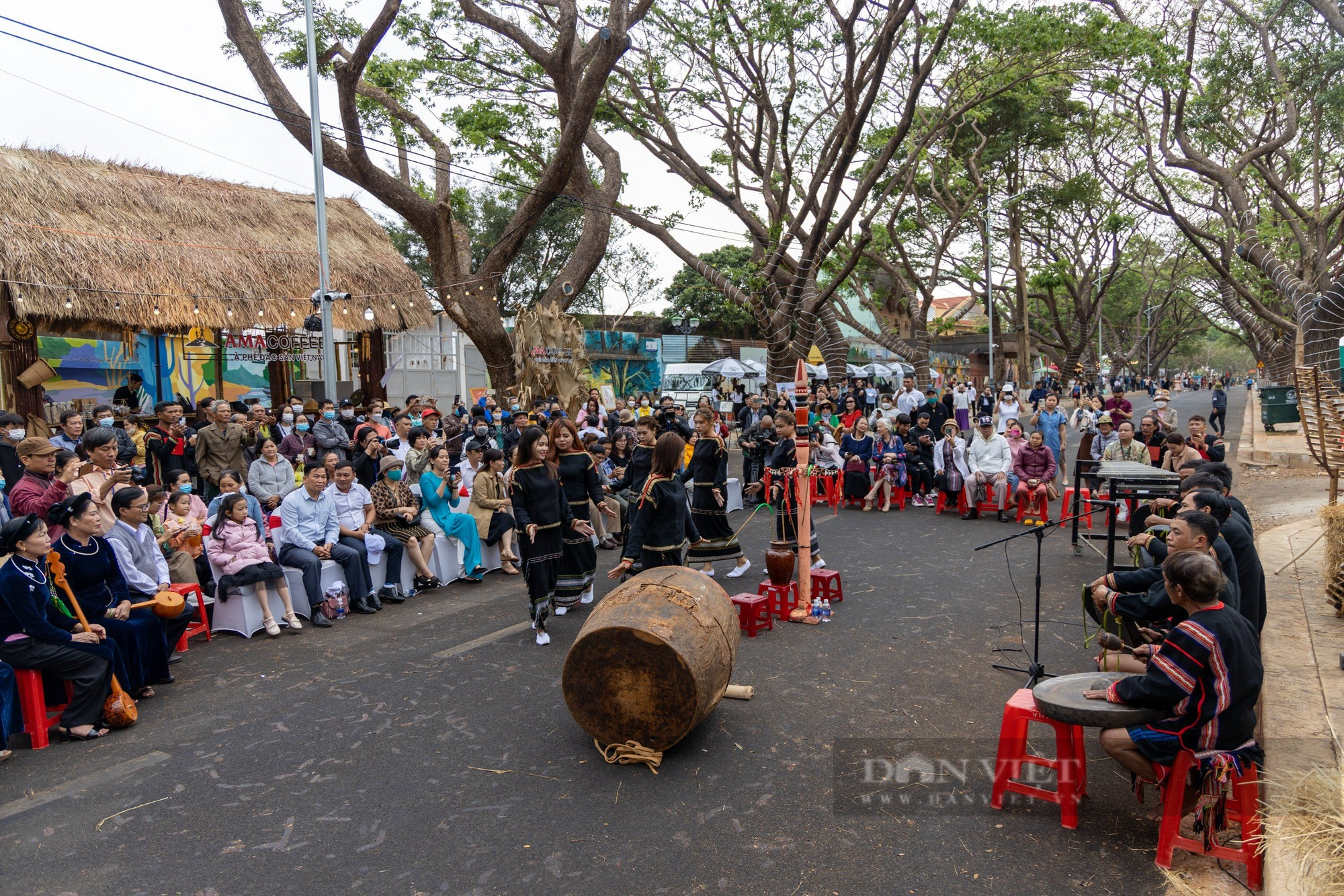 Nguyên Bí thư Tỉnh ủy Đắk Lắk Y Luyện Niê Kđăm: Đồng bào không nghe, không đi theo kẻ xấu - Ảnh 3.