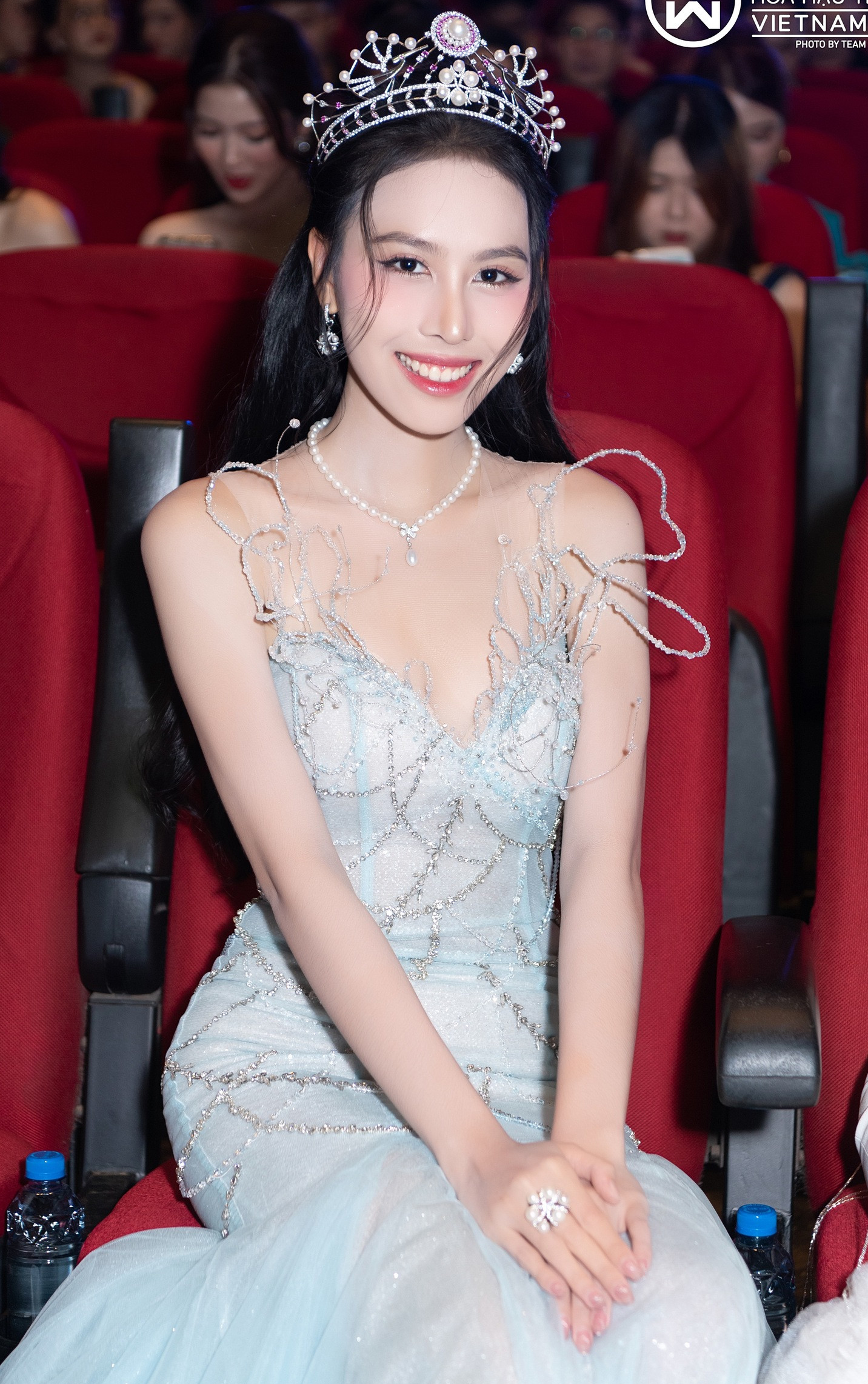 2 nữ MC, Á hậu xinh đẹp &quot;lấn át&quot; dàn thí sinh vào chung kết Miss World Vietnam 2023 - Ảnh 6.