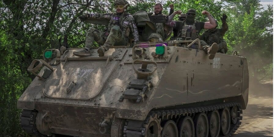 Chiến sự Ukraine mới nhất 13/6: Ukraine khoe đạt bước tiến bất ngờ trong cuộc phản công  - Ảnh 1.