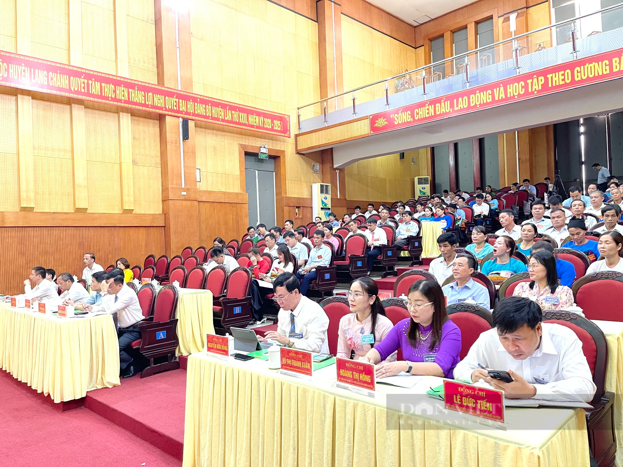 Ông Lò Văn Luân tái đắc cử Chủ tịch Hội Nông dân huyện Lang Chánh, tỉnh Thanh Hóa - Ảnh 1.