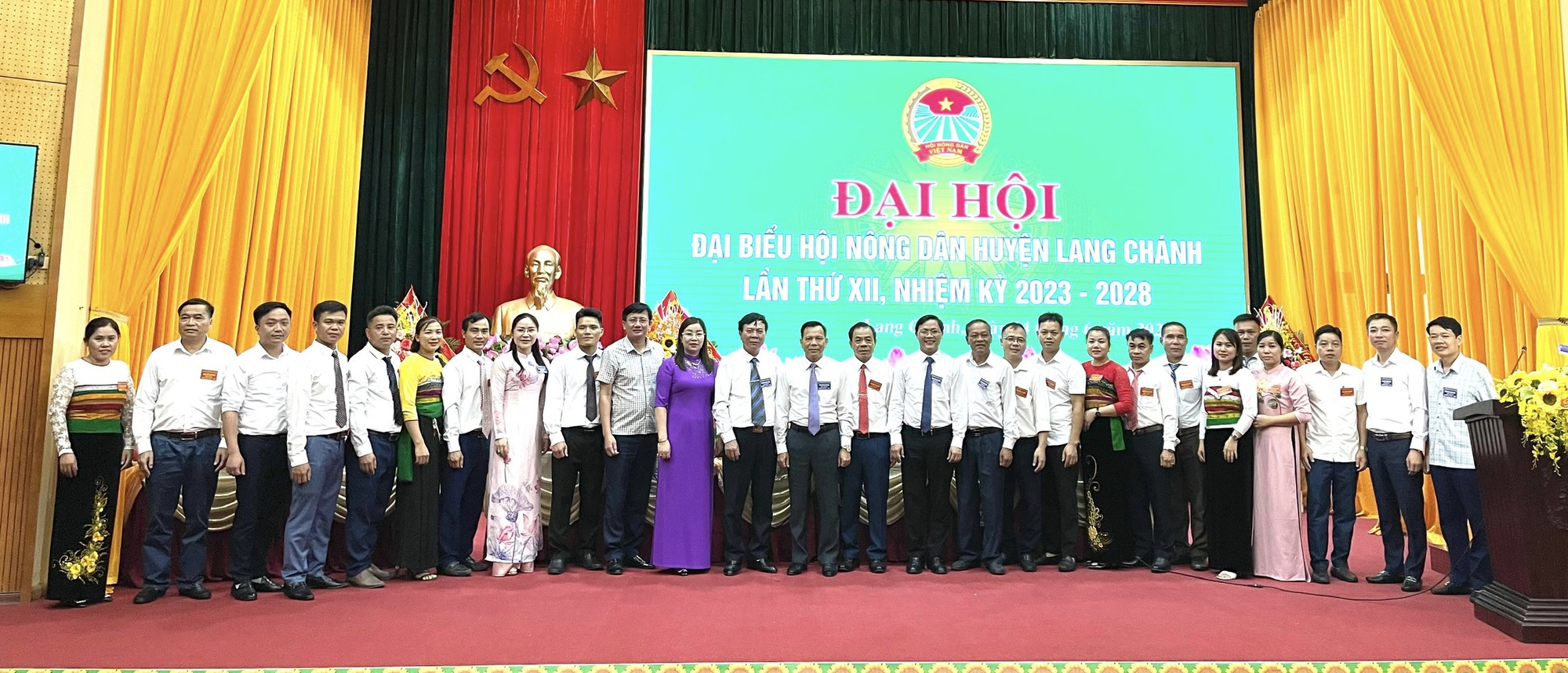 Ông Lò Văn Luân tái đắc cử Chủ tịch Hội Nông dân huyện Lang Chánh, tỉnh Thanh Hóa - Ảnh 4.