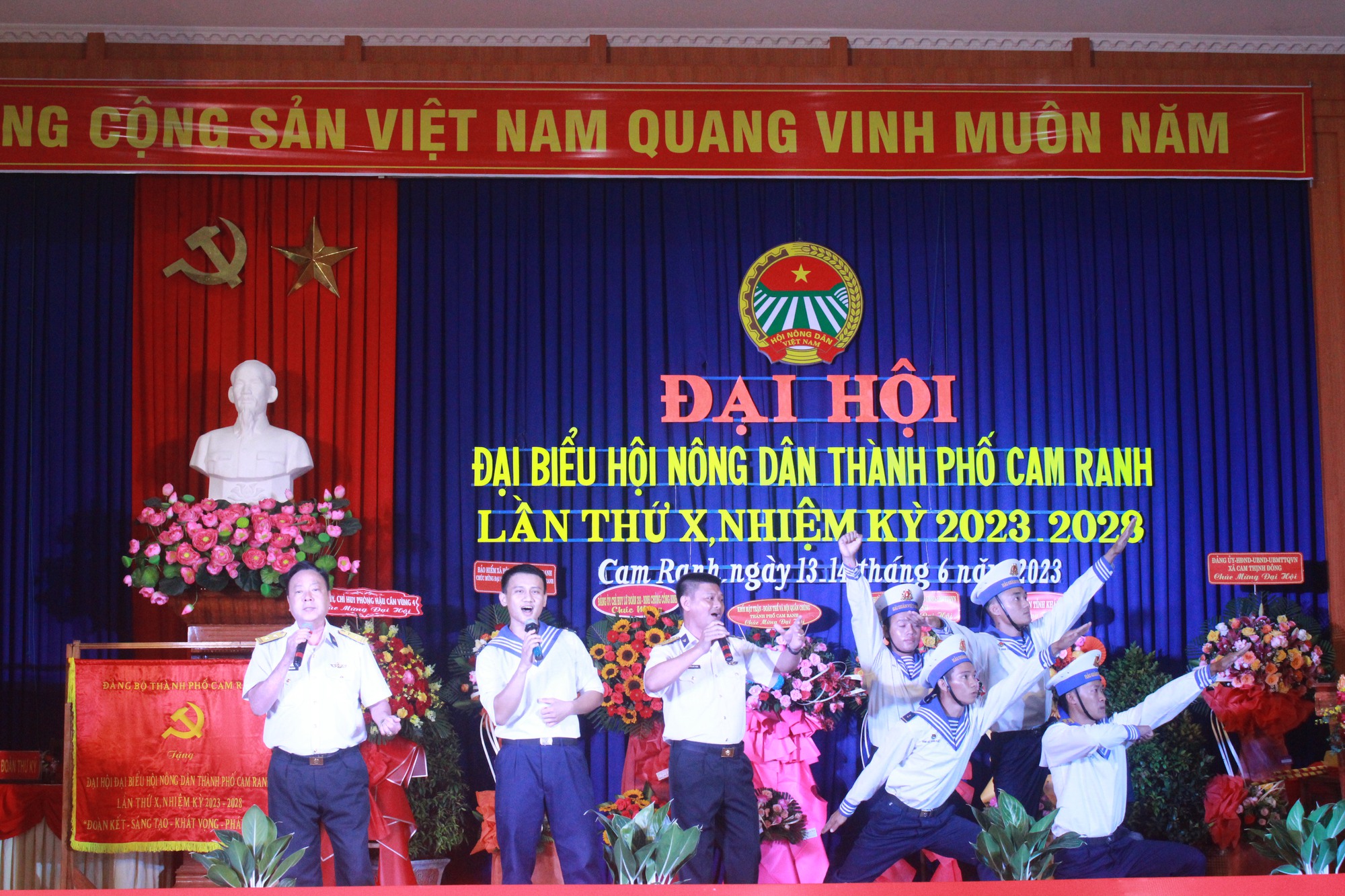 Khánh Hòa: Đại hội đại biểu Hội Nông dân TP.Cam Ranh, bà Dương Nữ Duy Hiền tái đắc cử Chủ tịch - Ảnh 7.