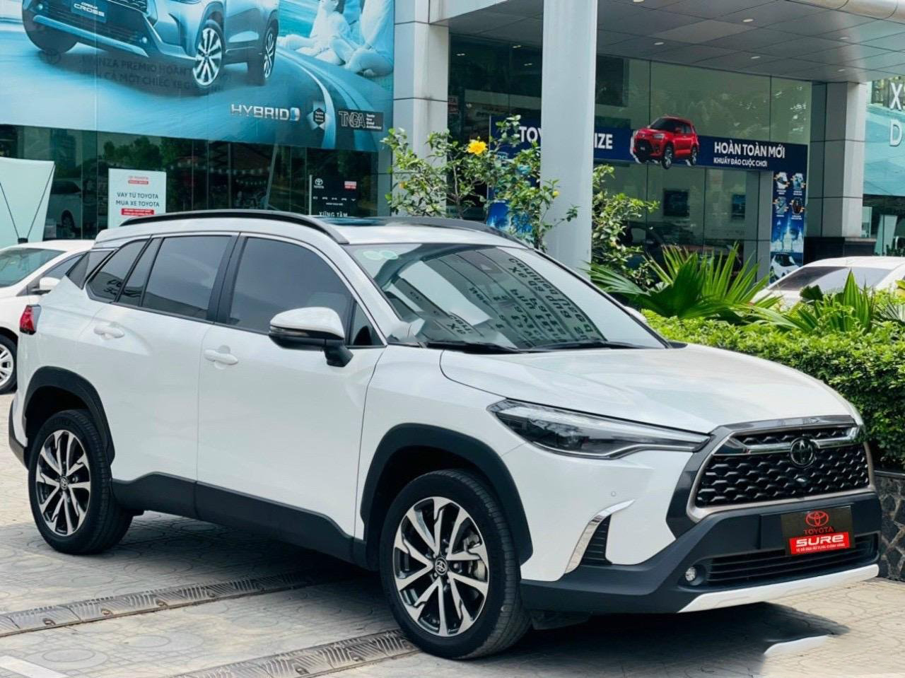 Toyota Corolla Cross xuống giá ngỡ ngàng khi bán cả tháng không &quot;trôi&quot; - Ảnh 1.