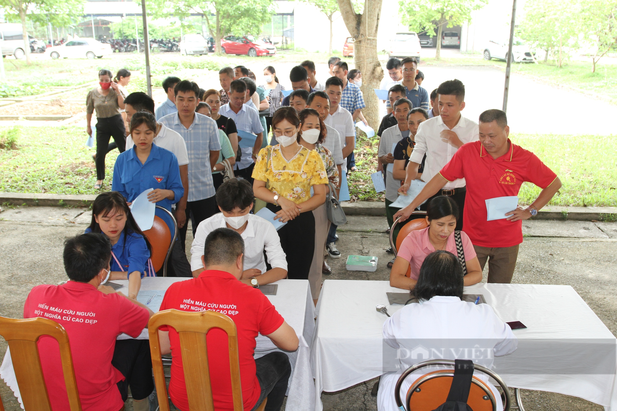 Hơn 500 cán bộ, hội viên nông dân Thái Nguyên tham gia chương trình hiến máu cứu người - Ảnh 3.