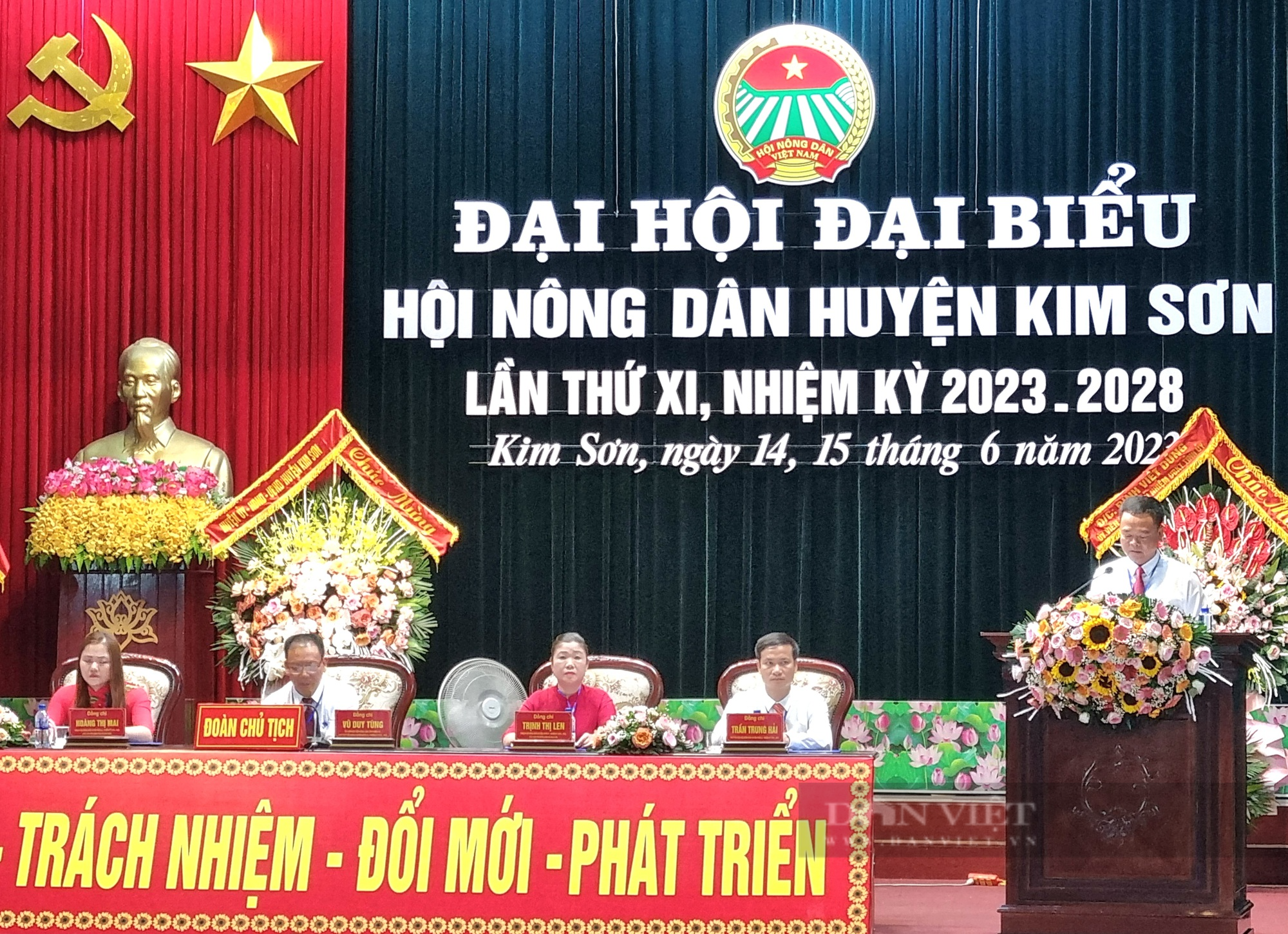 Ông Vũ Duy Tùng tái đắc cử Chủ tịch Hội Nông dân huyện Kim Sơn - Ảnh 3.