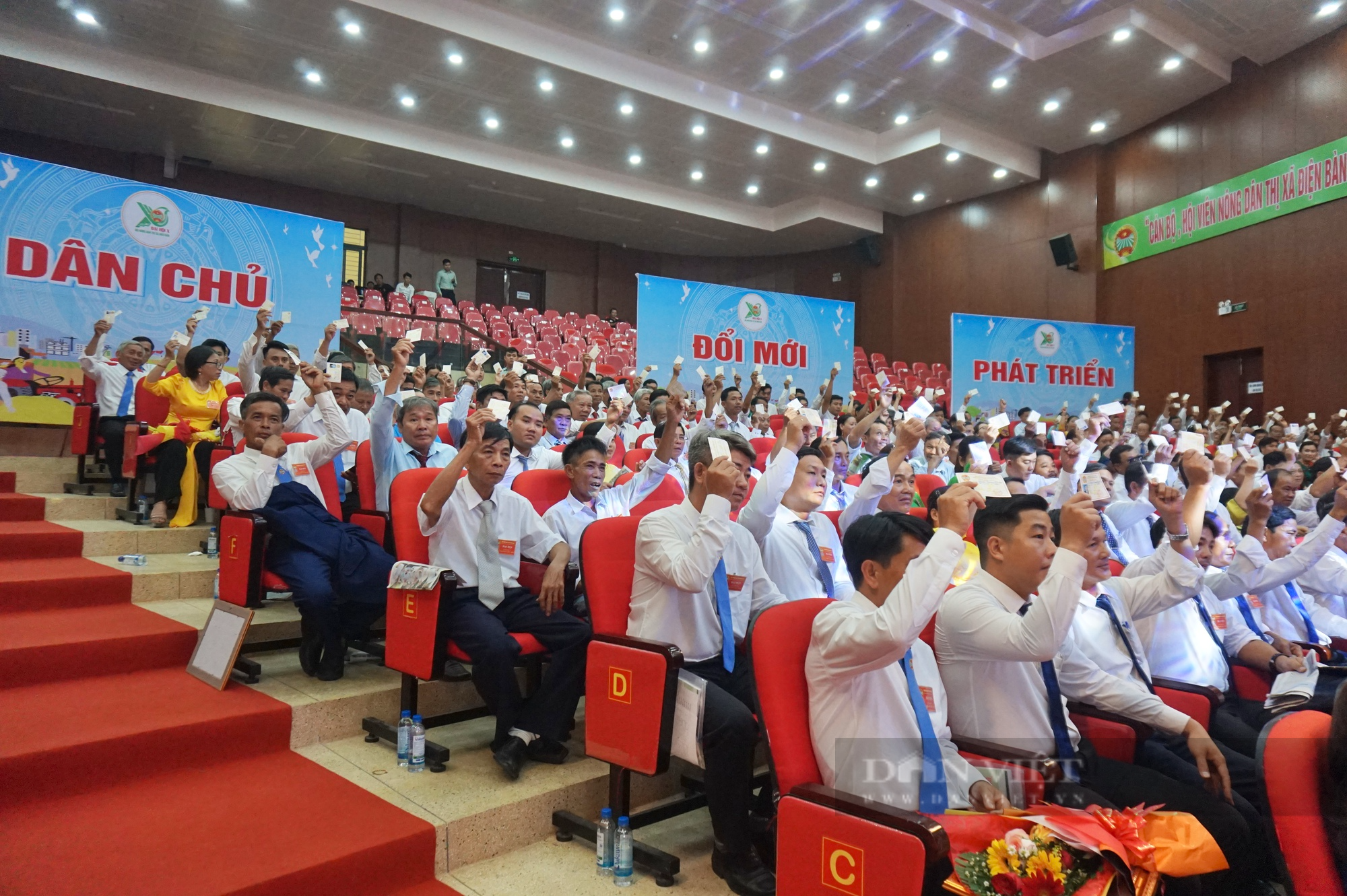 Quảng Nam: Đại hội Hội Nông dân thị xã Điện Bàn, ông Nguyễn Chánh Thiện tái đắc cử chức Chủ tịch - Ảnh 5.