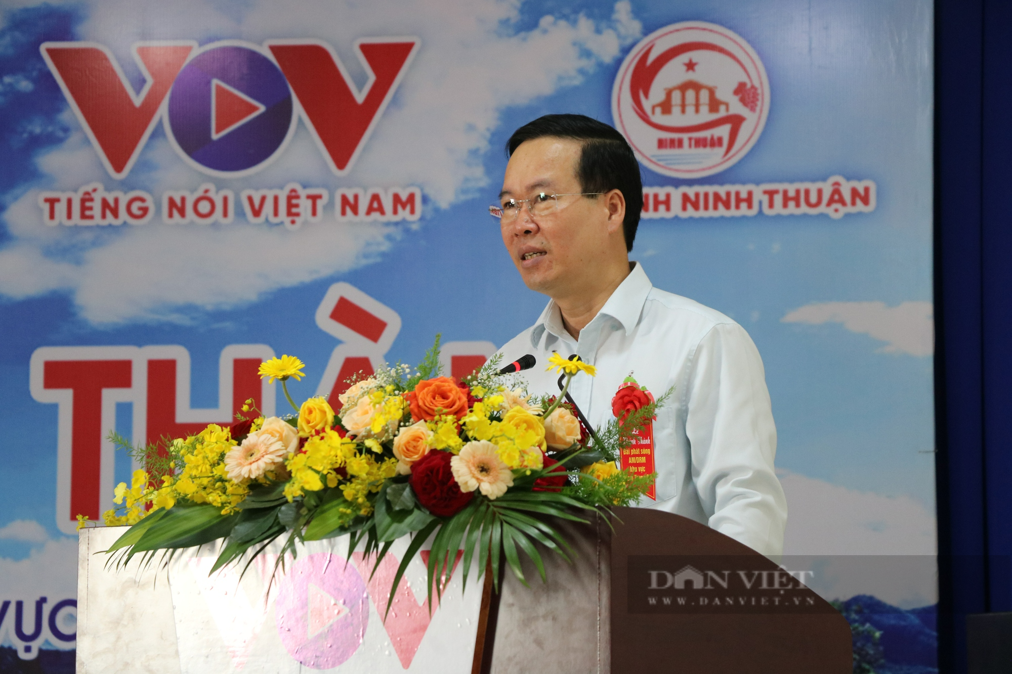 Chủ tịch nước Võ Văn Thưởng nhấn nút phát sóng Đài Phát sóng khu vực Nam Trung Bộ tại Ninh Thuận - Ảnh 4.