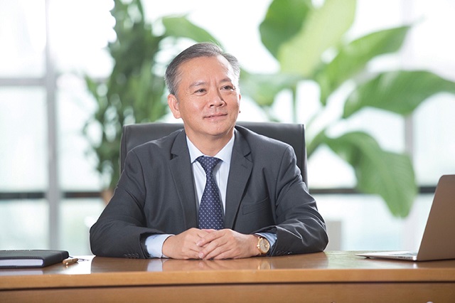 Phó Tổng giám đốc Sacombank Phan Đình Tuệ được đề cử vào HĐQT Bamboo Airways - Ảnh 1.