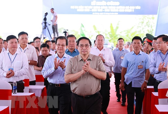 Thủ tướng phát lệnh khởi công dự án cao tốc Châu Đốc - Cần Thơ - Sóc Trăng
 - Ảnh 5.