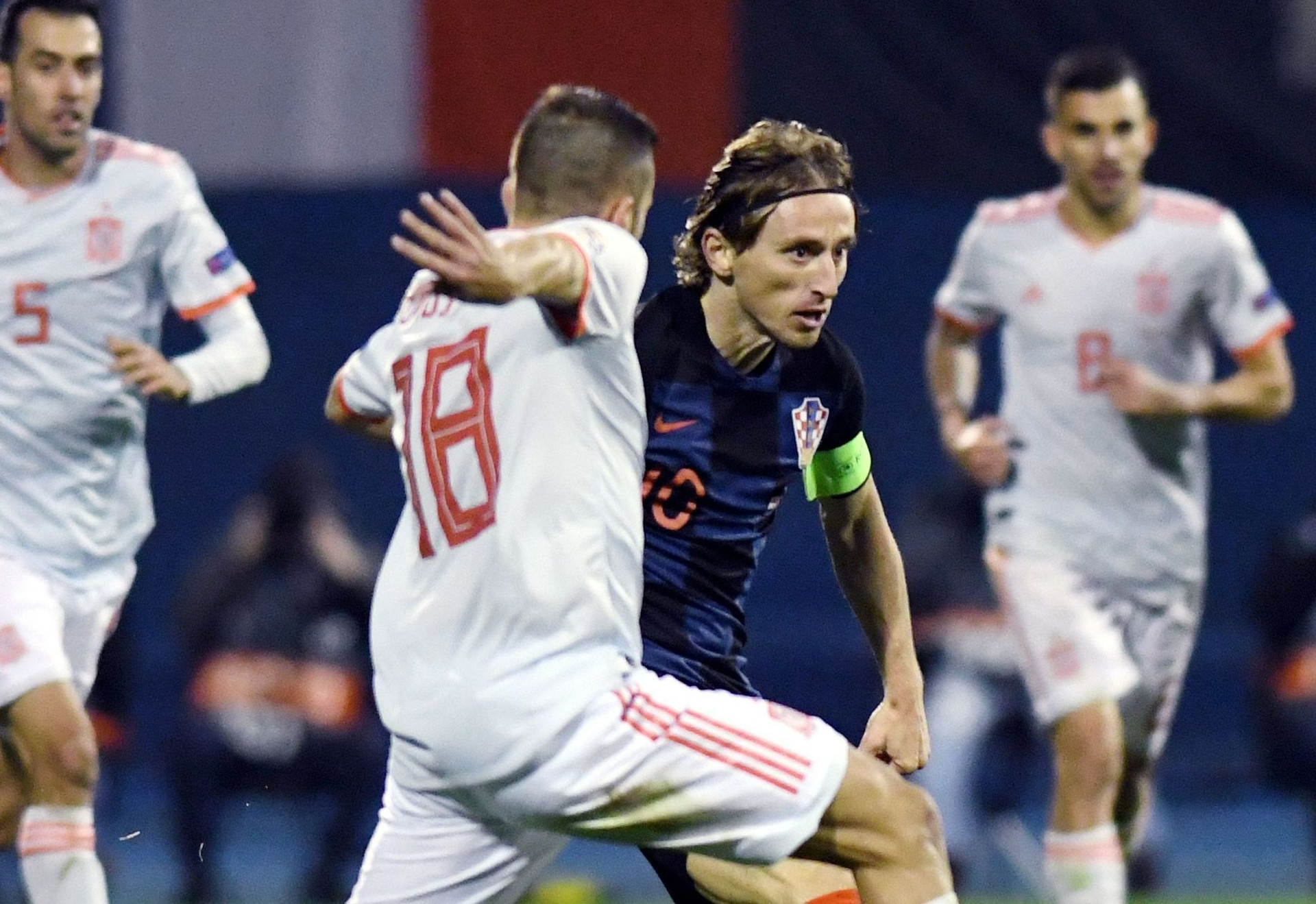Tây Ban Nha vs Croatia (1h45 ngày 19/6): Cái kết đẹp cho Luka Modric? - Ảnh 1.