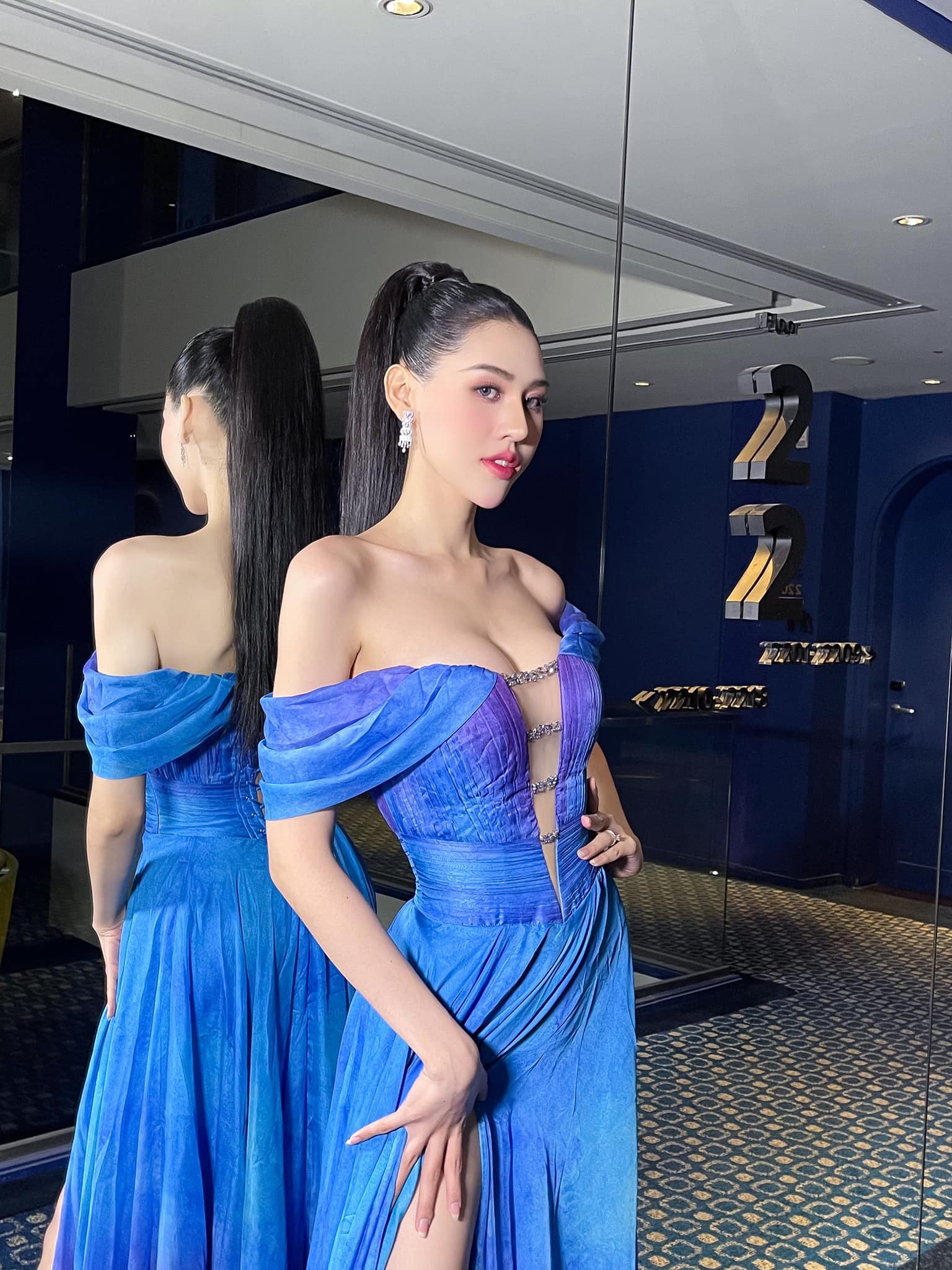 Dịu Thảo gặp sự cố khi trình diễn trang phục dân tộc nặng 15kg tại Hoa hậu Chuyển giới Quốc tế 2023 - Ảnh 3.