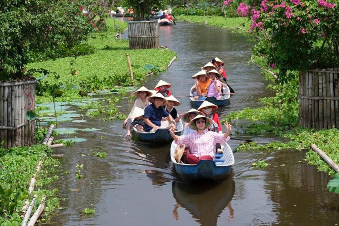 Trà Sư - cảnh sắc thiên nhiên muôn màu - Ảnh 2.