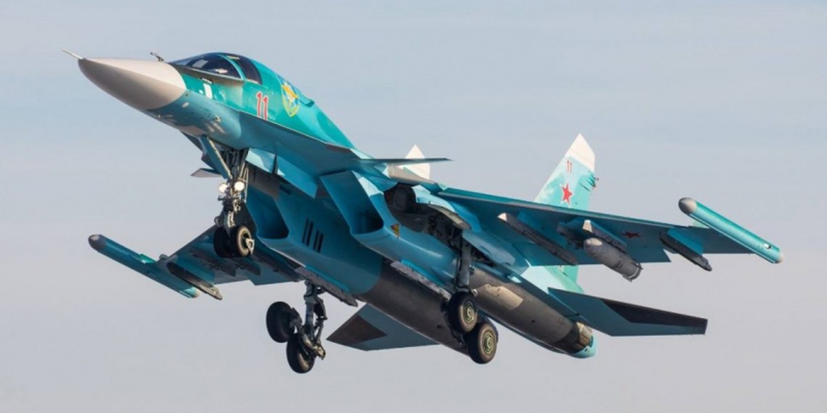 Su-34 Nga biến hóa như &quot;một con tắc kè hoa&quot; - Ảnh 10.