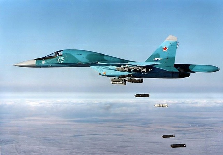 Su-34 Nga biến hóa như &quot;một con tắc kè hoa&quot; - Ảnh 6.