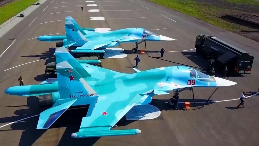 Su-34 Nga biến hóa như &quot;một con tắc kè hoa&quot; - Ảnh 9.