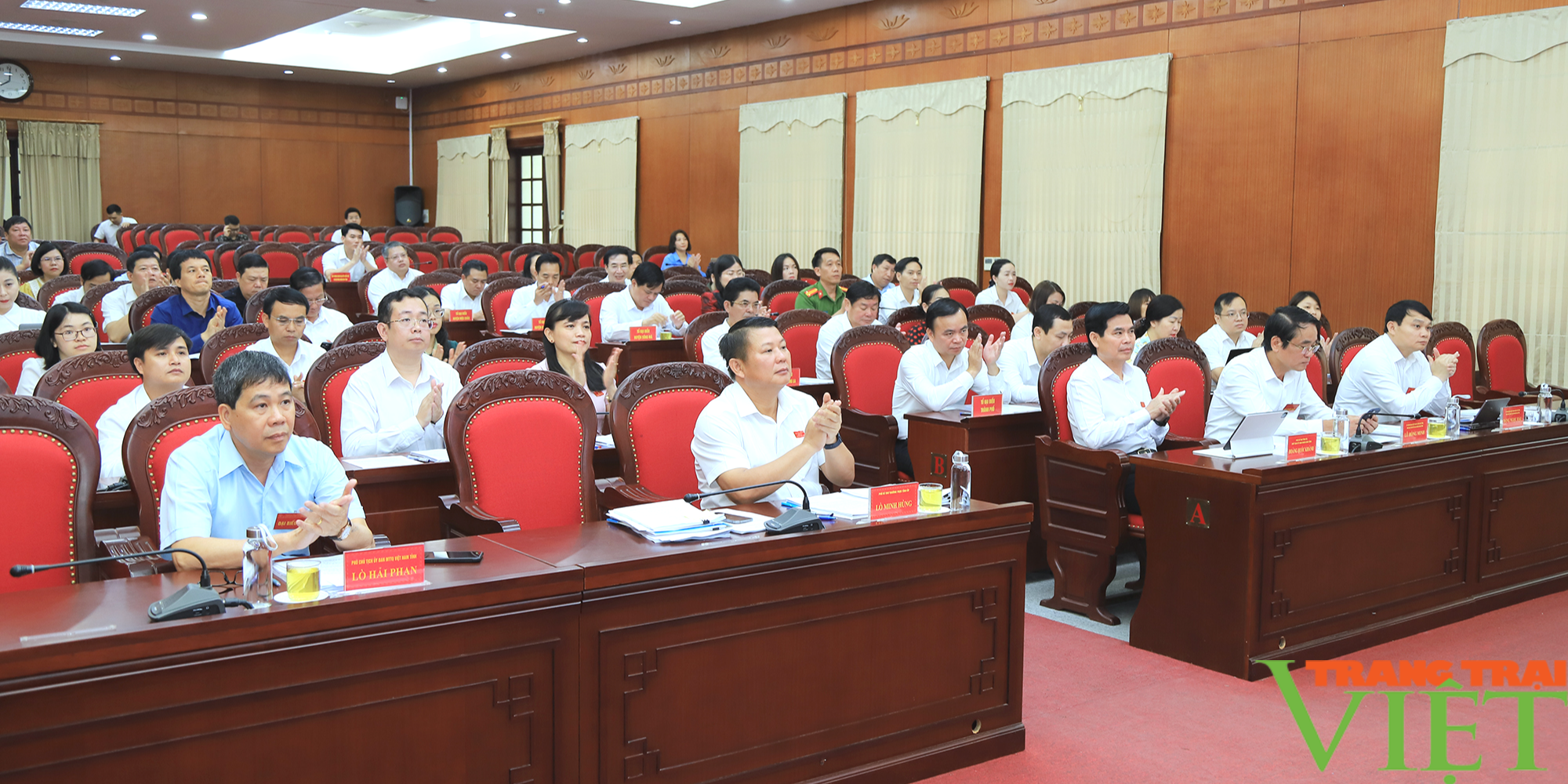 Kỳ họp chuyên đề lần thứ 12, HĐND tỉnh Sơn La khóa XV  - Ảnh 3.