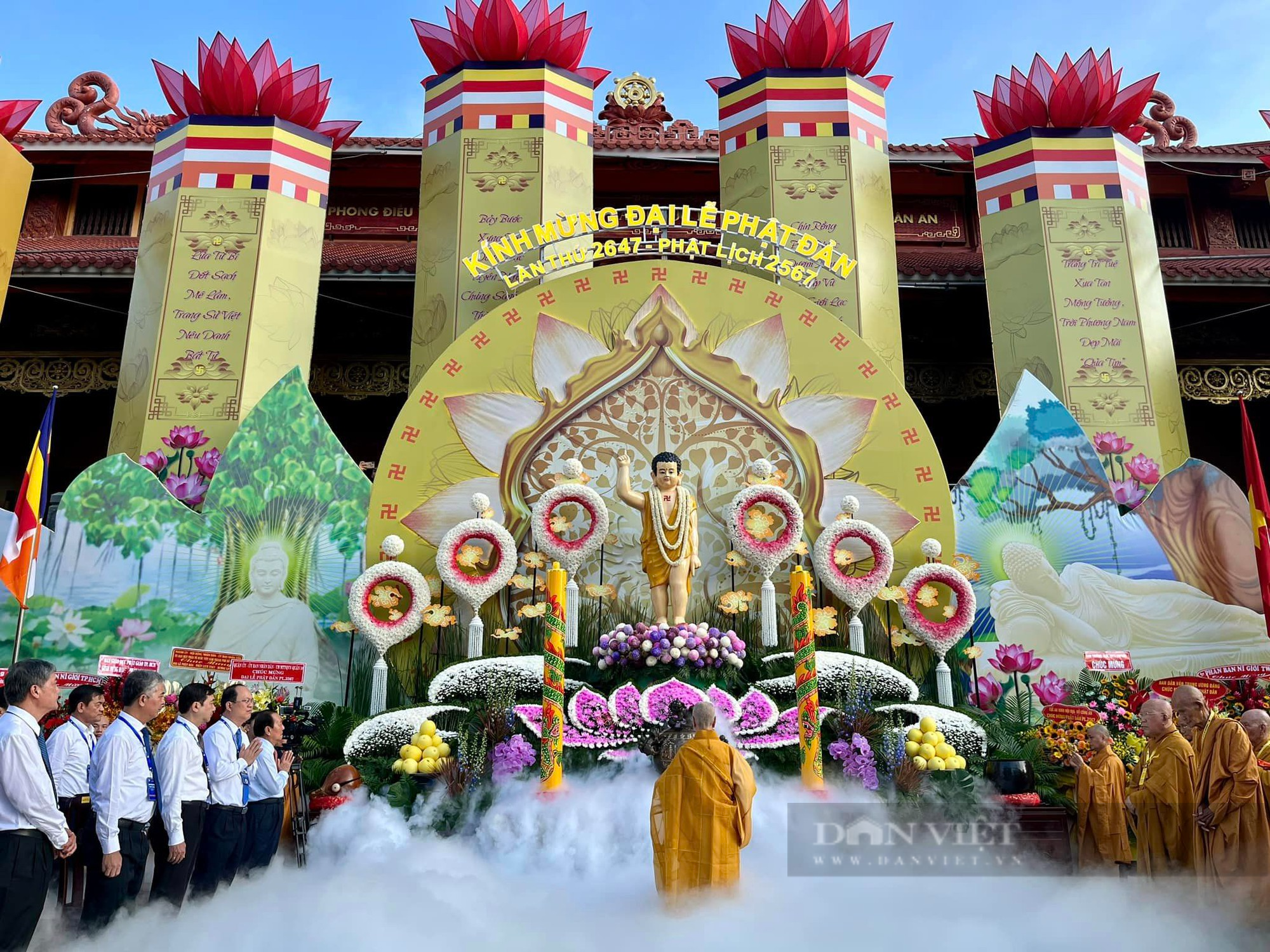 Hàng ngàn tăng ni, phật tử tại TP.HCM tham dự Đại lễ Phật đản - Ảnh 4.