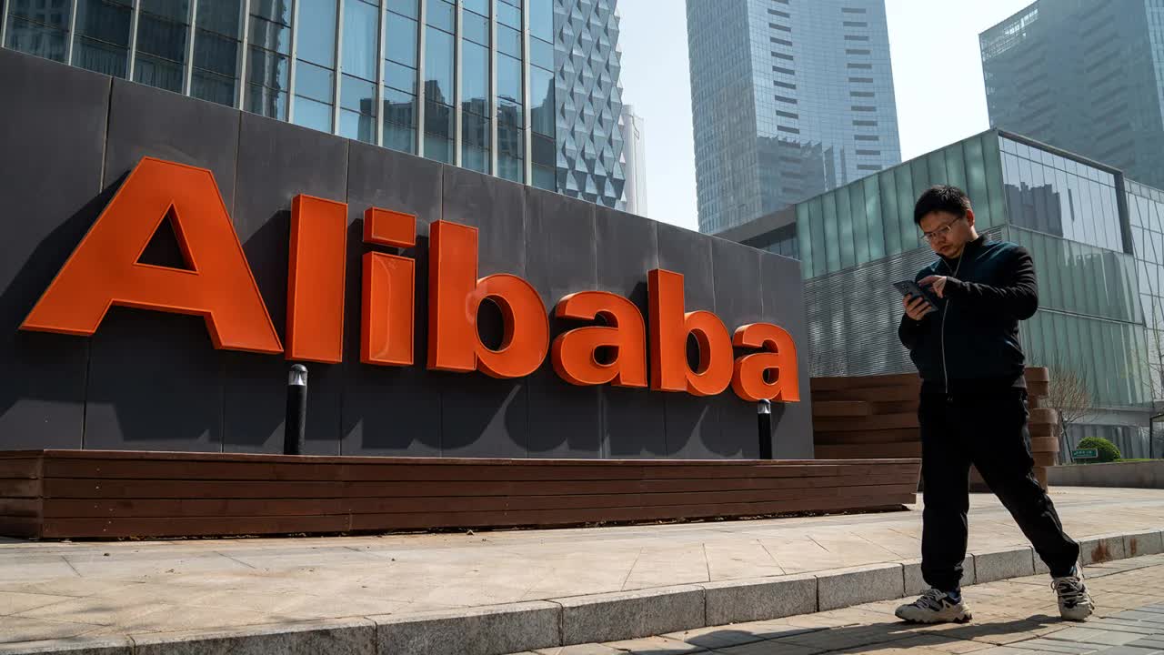 Alibaba thay chủ tịch và CEO mới - Ảnh 1.